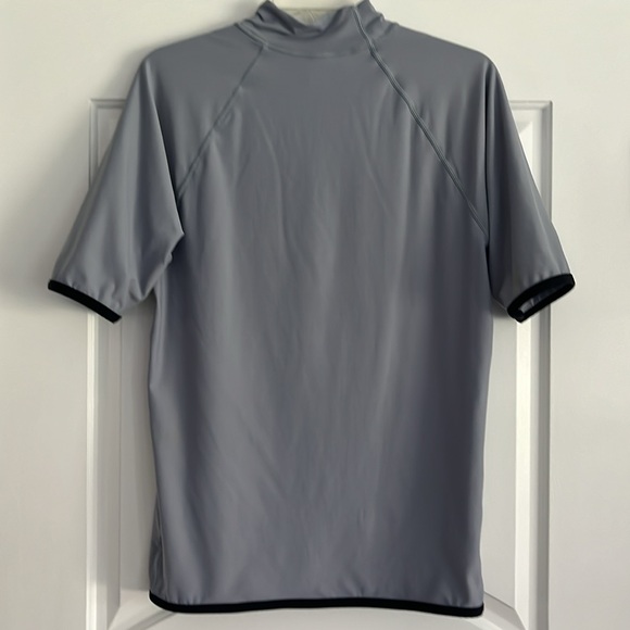 EXCEL Men’s Rashguard EUC - Picture 4 of 8